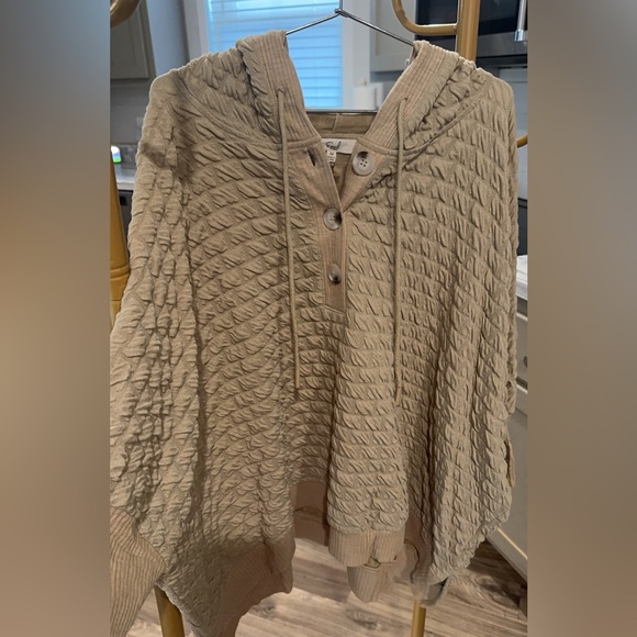 easel puff textured hoodie - Picture 3 of 3